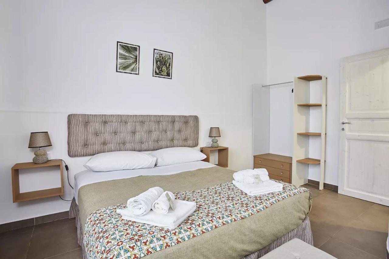 Casale Sammartano Apartments Ummari Екстериор снимка