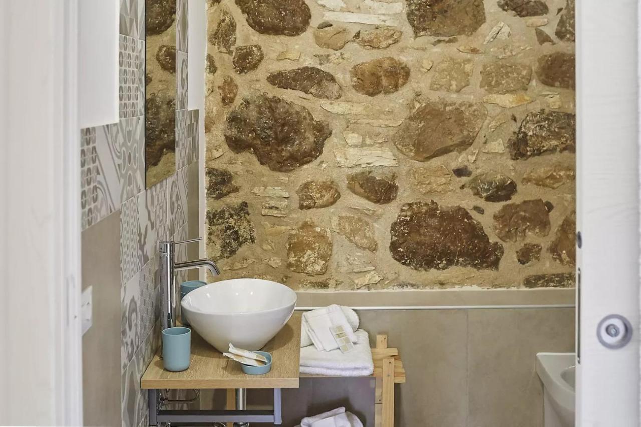 Casale Sammartano Apartments Ummari Екстериор снимка